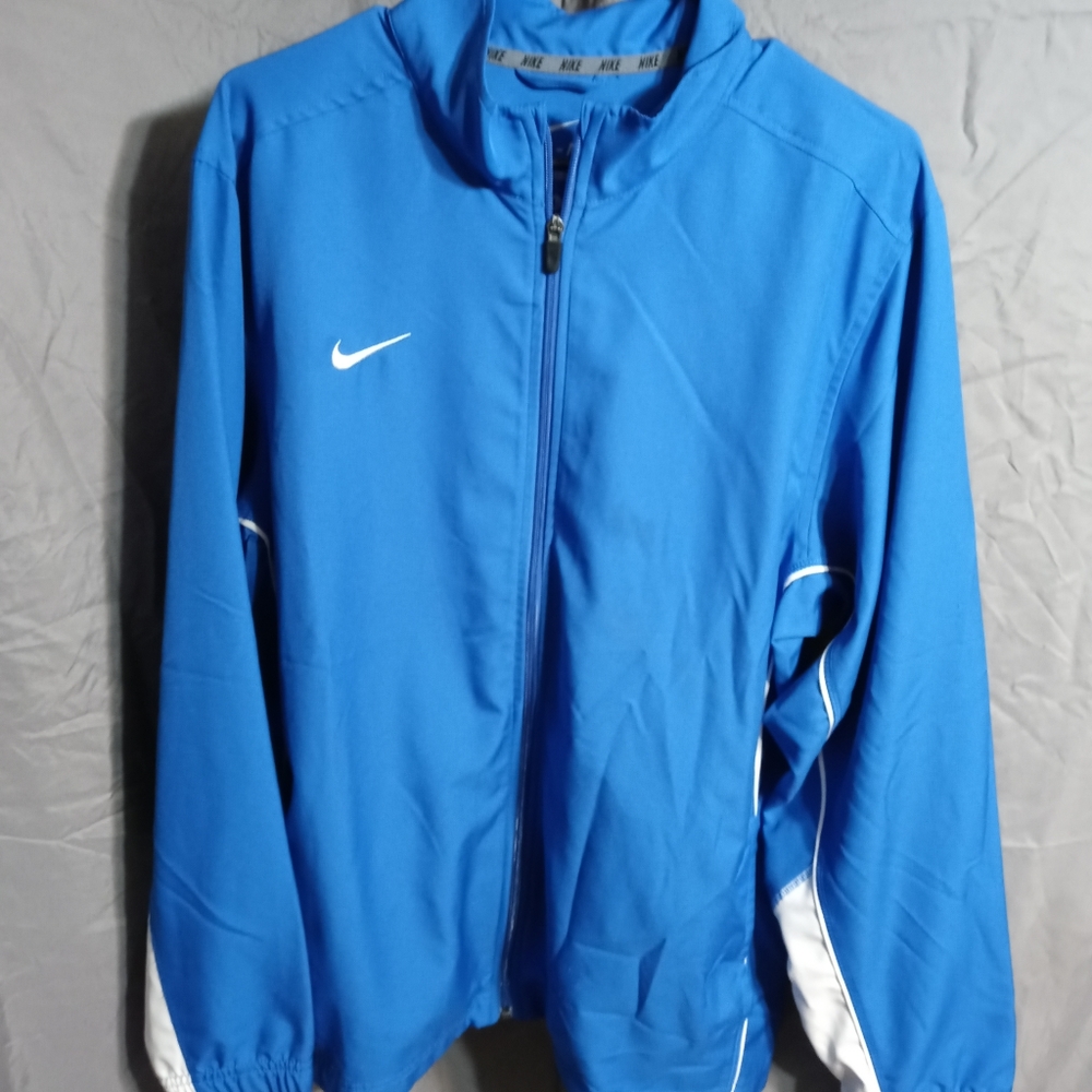 Nike Dri-fit jacket sz L